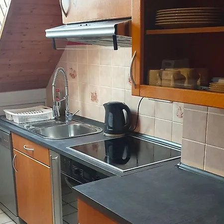 Gemuetliche Monteurwohnung In Apartmán Oberhausen (North Rhine-Westphalia)